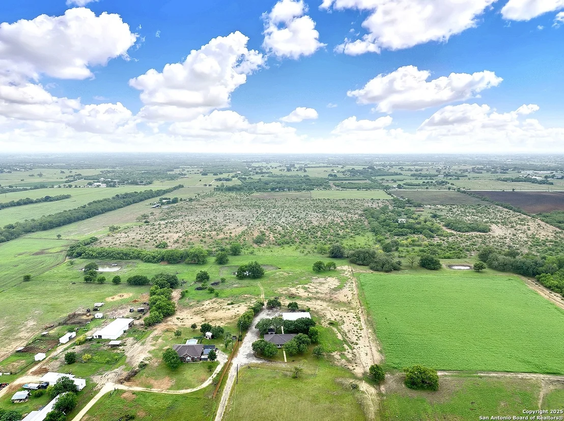 Photo of 605 N & 630 N Graytown