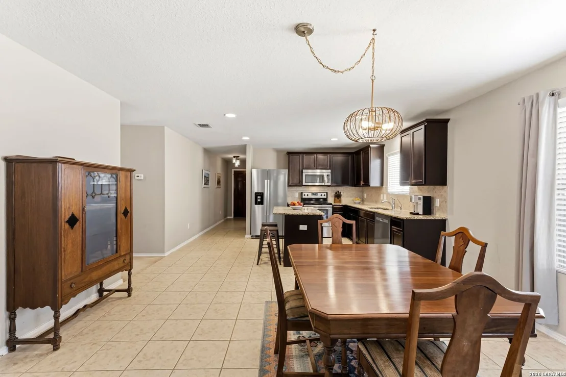 Photo of 24266 Invitation Oak