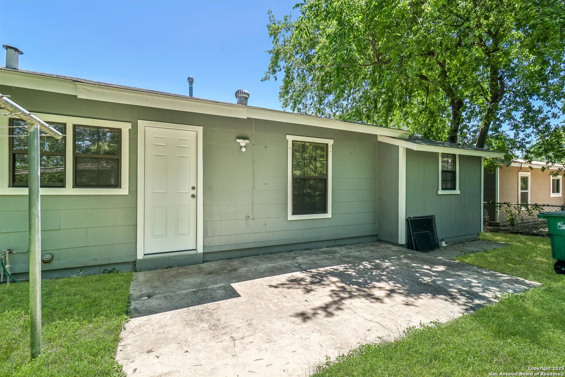 Photo of 2415 Spicewood