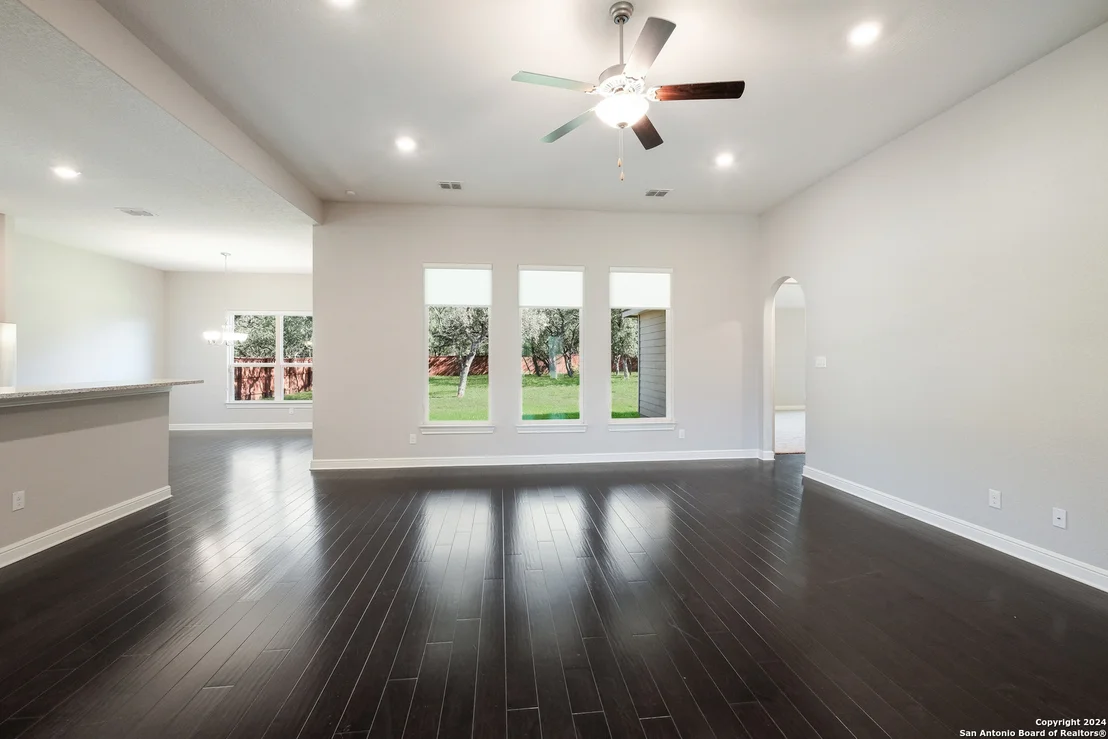 Photo of 352 BIG BEND PATH