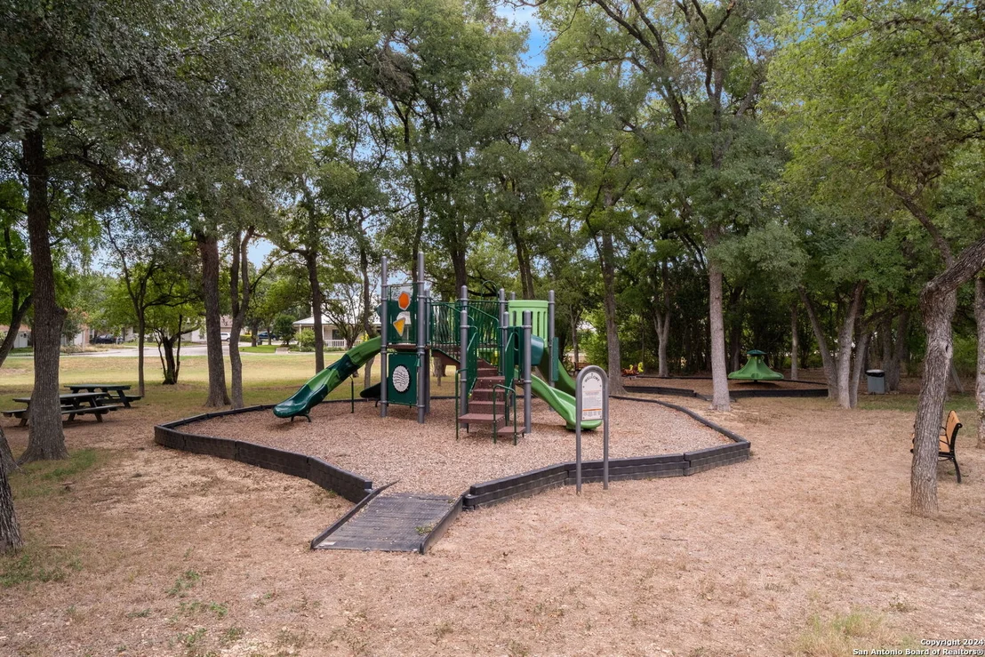 Photo of 15 Campden Cir
