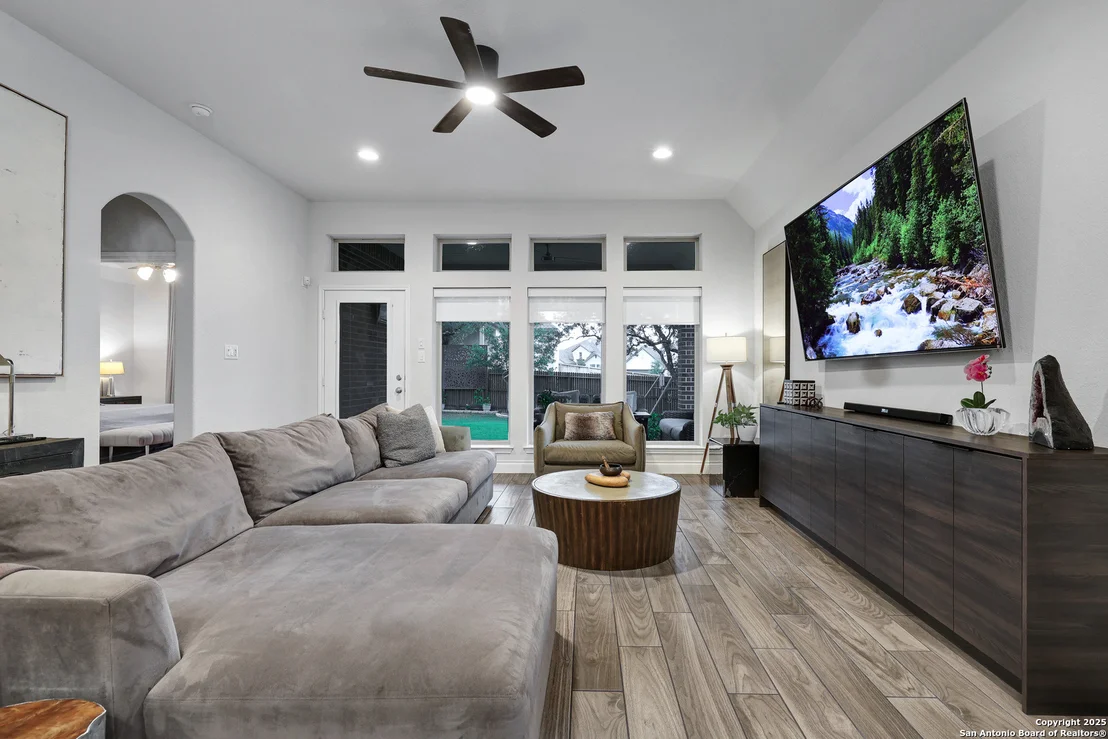 Photo of 28545 Shailene Dr
