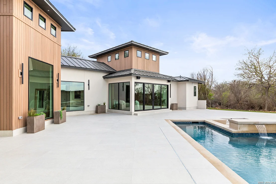 Photo of 104 S Tower Drive