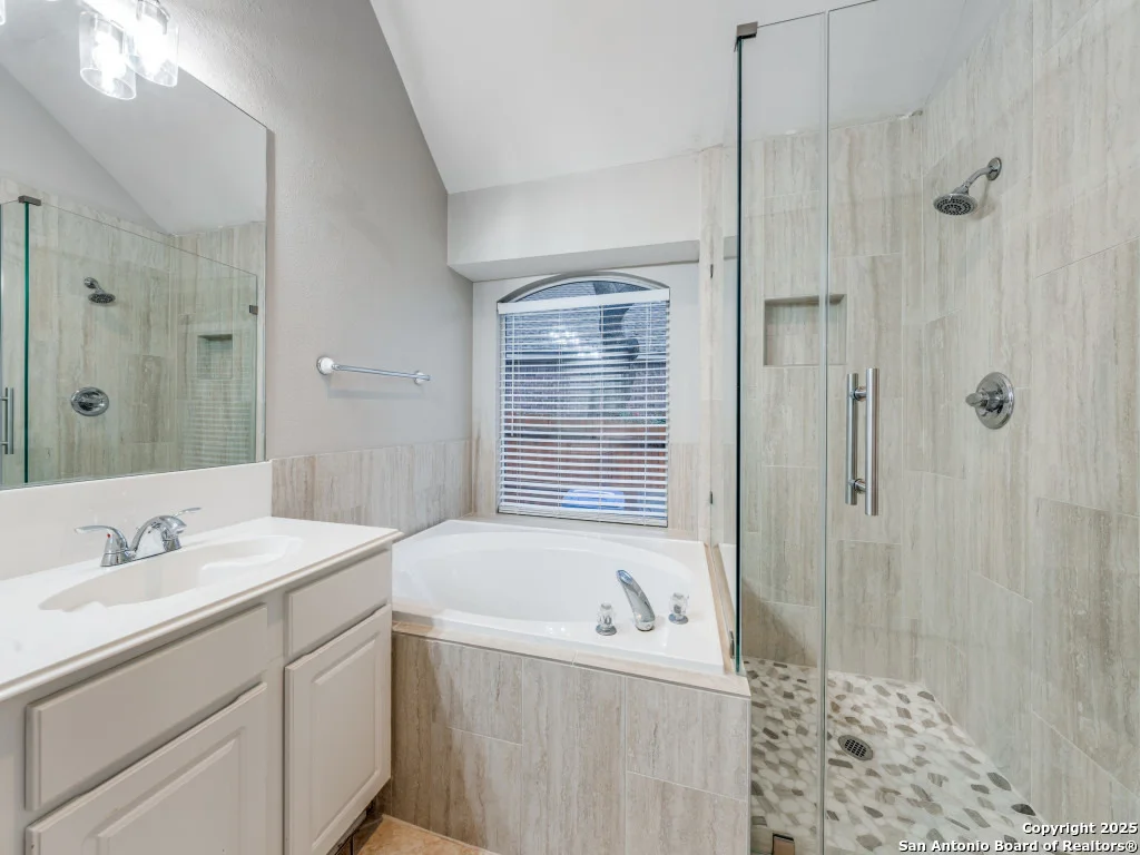 Photo of 12451 HART CLF