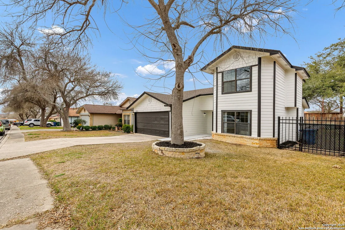 Photo of 13143 Feather Ridge