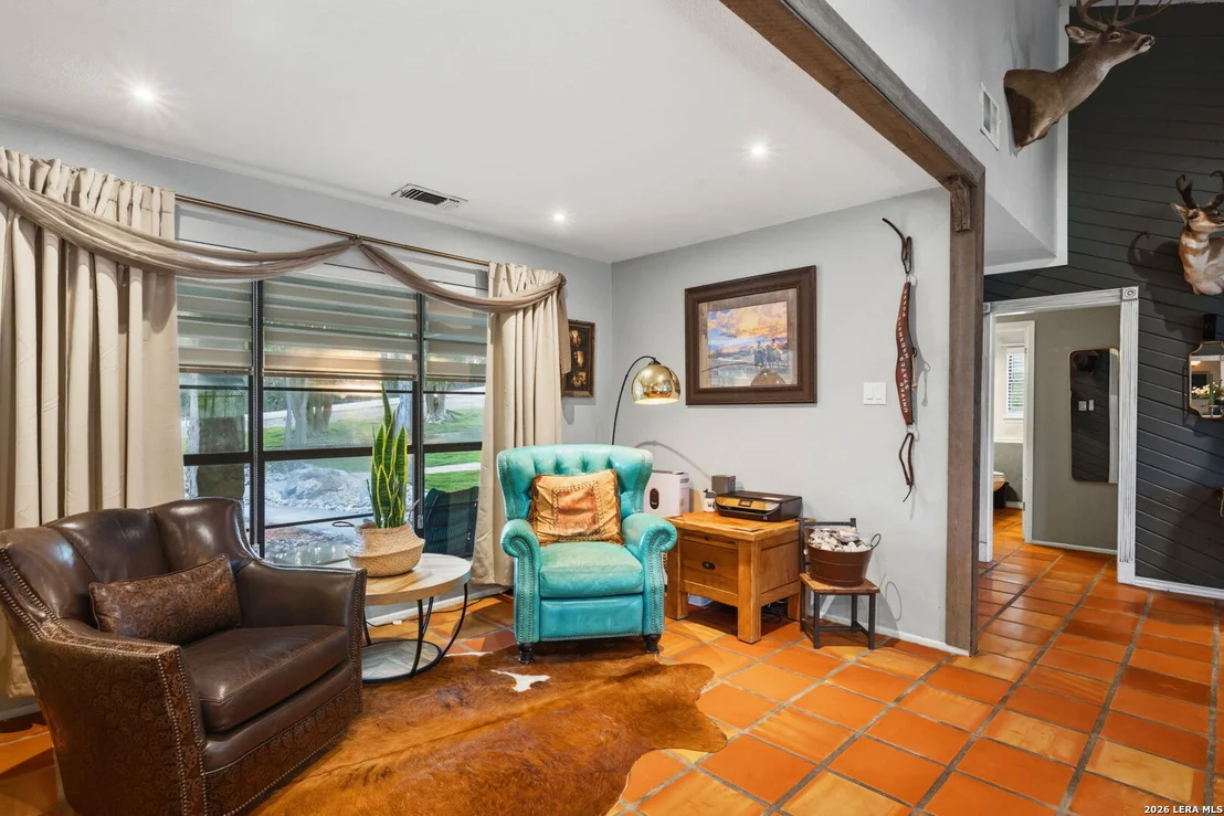 Photo of 101 Candy Ln