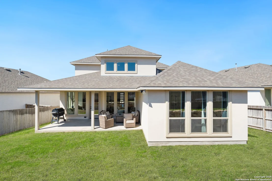 Photo of 1176 Cadogan Squire
