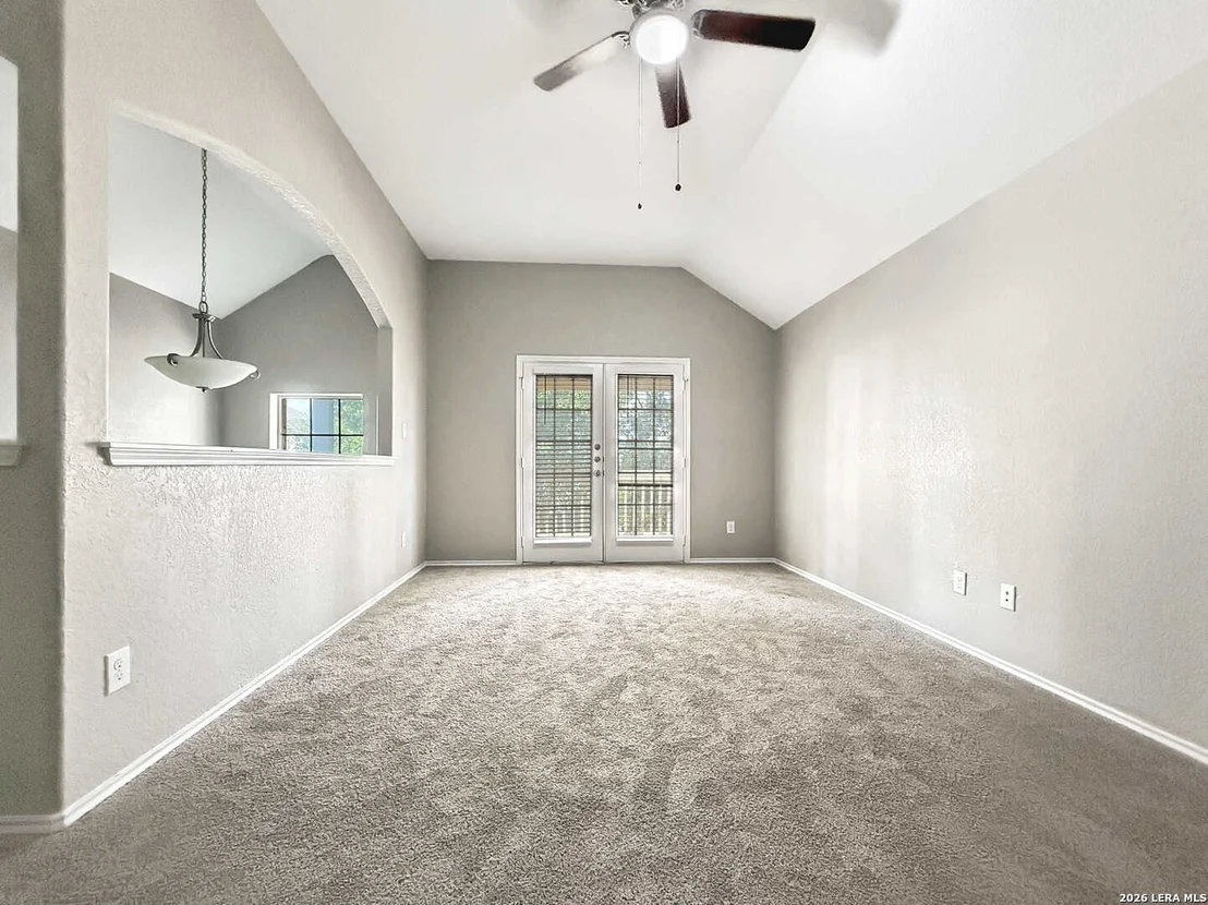 Photo of 584 SADDLEHORN WAY