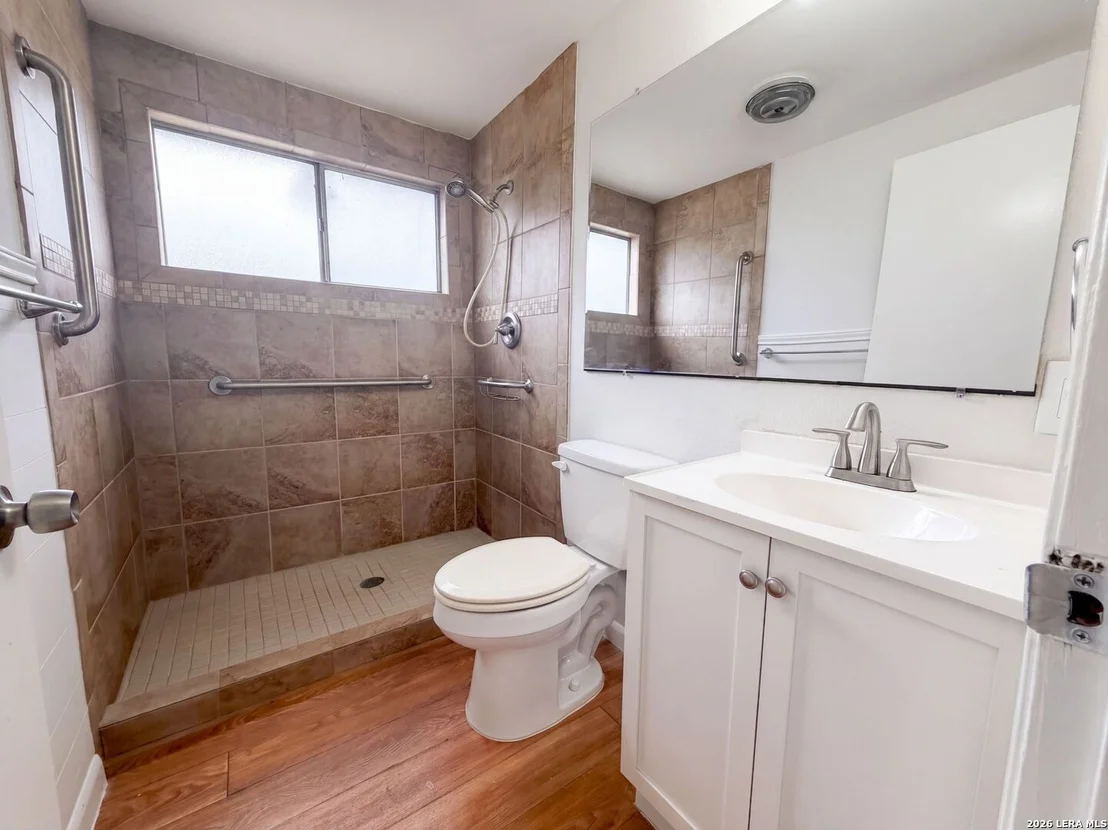 Photo of 3650 VERSAILLES DR