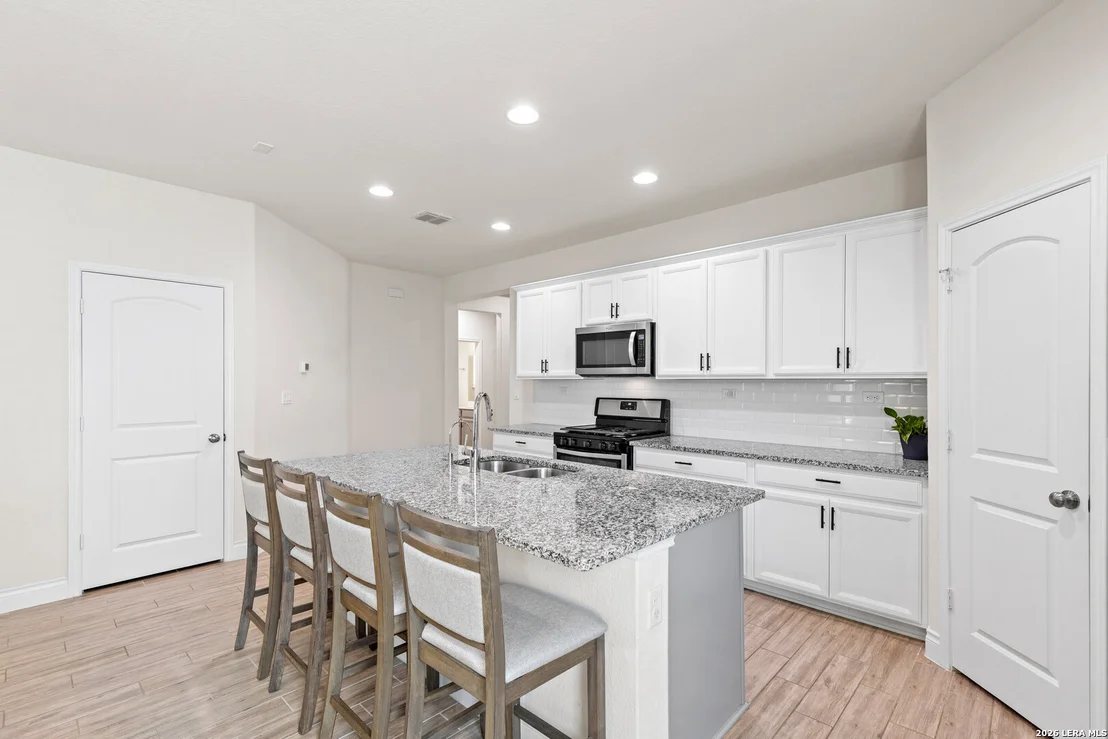 Photo of 337 Aberdeen