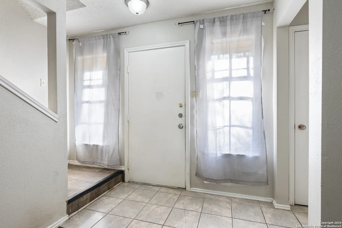 Photo of 7298 PINE BR