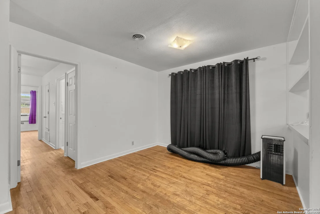 Photo of 926 Olney Drive