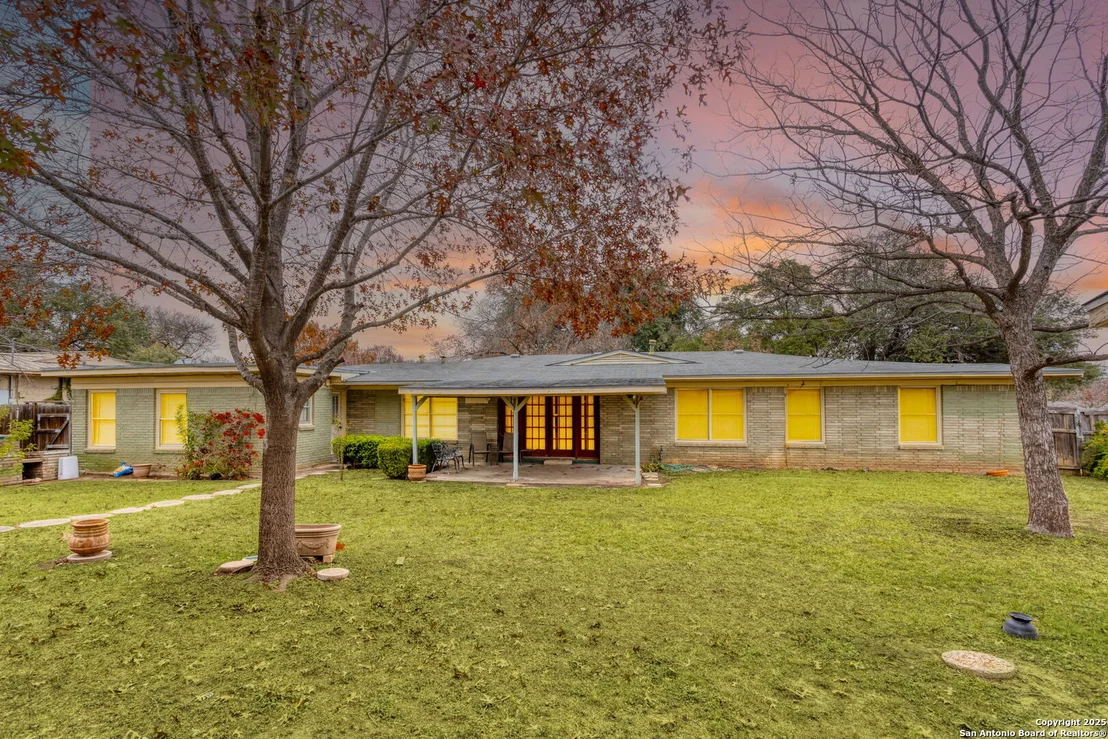 Photo of 104 ROLLING GREEN DR