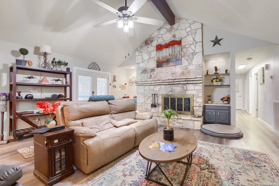 Photo of 3438 FOXBRIAR LN