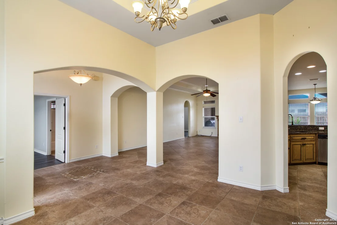 Photo of 6825 Old Square