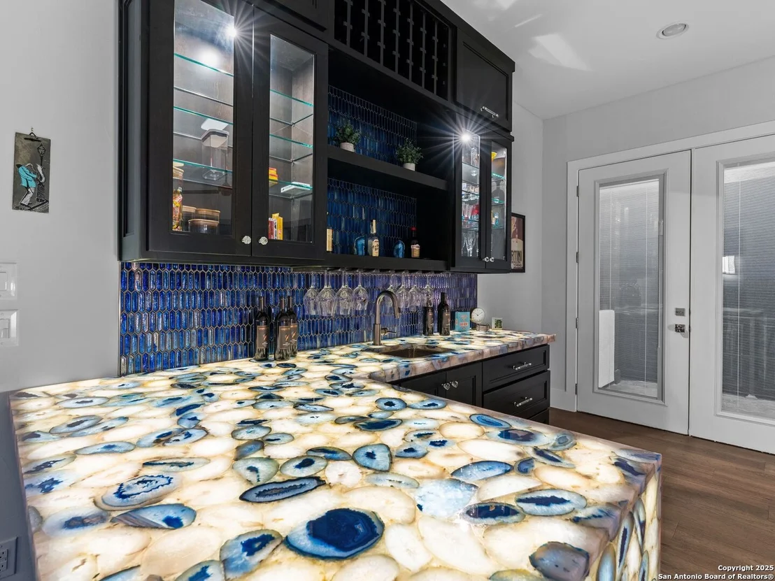 Photo of 207 River Bend