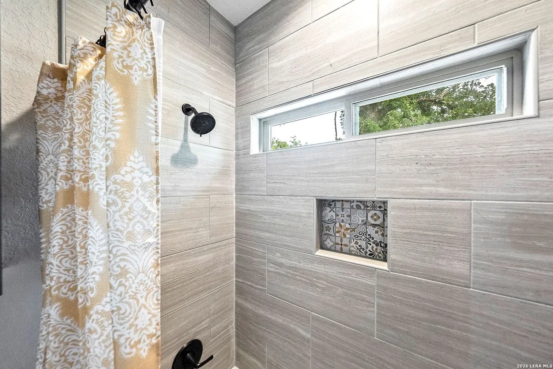 Photo of 156 Crescent Ridge