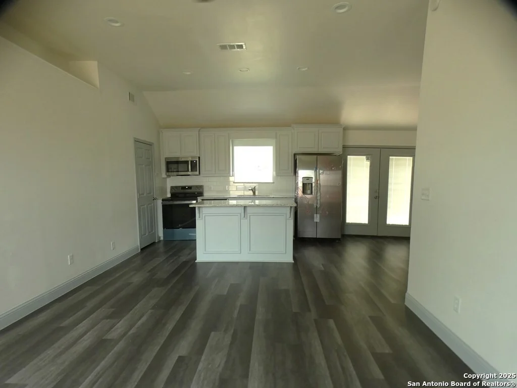 Photo of 506 Hillside Drive