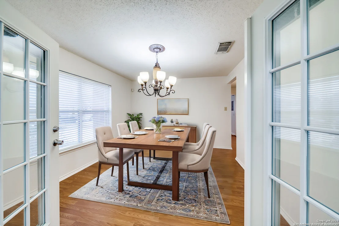 Photo of 7910 DAWNTREE PL