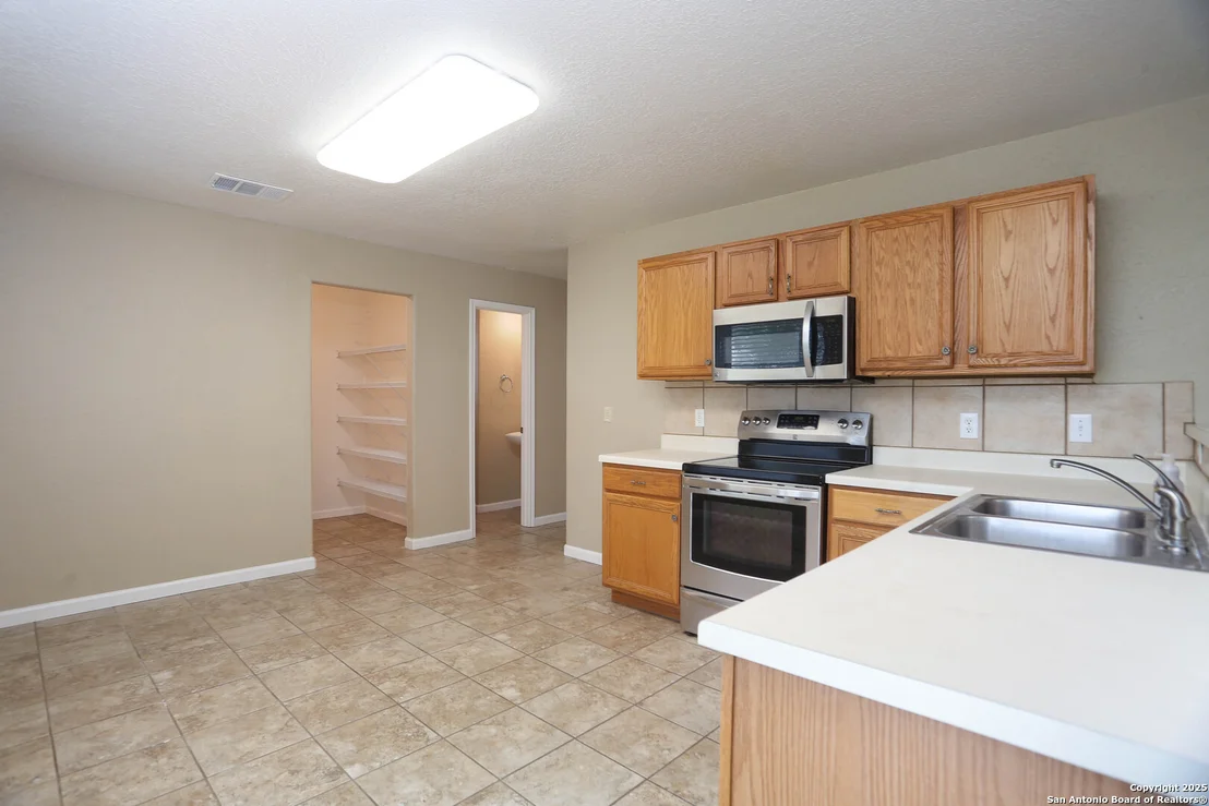 Photo of 7 Brieley Ln