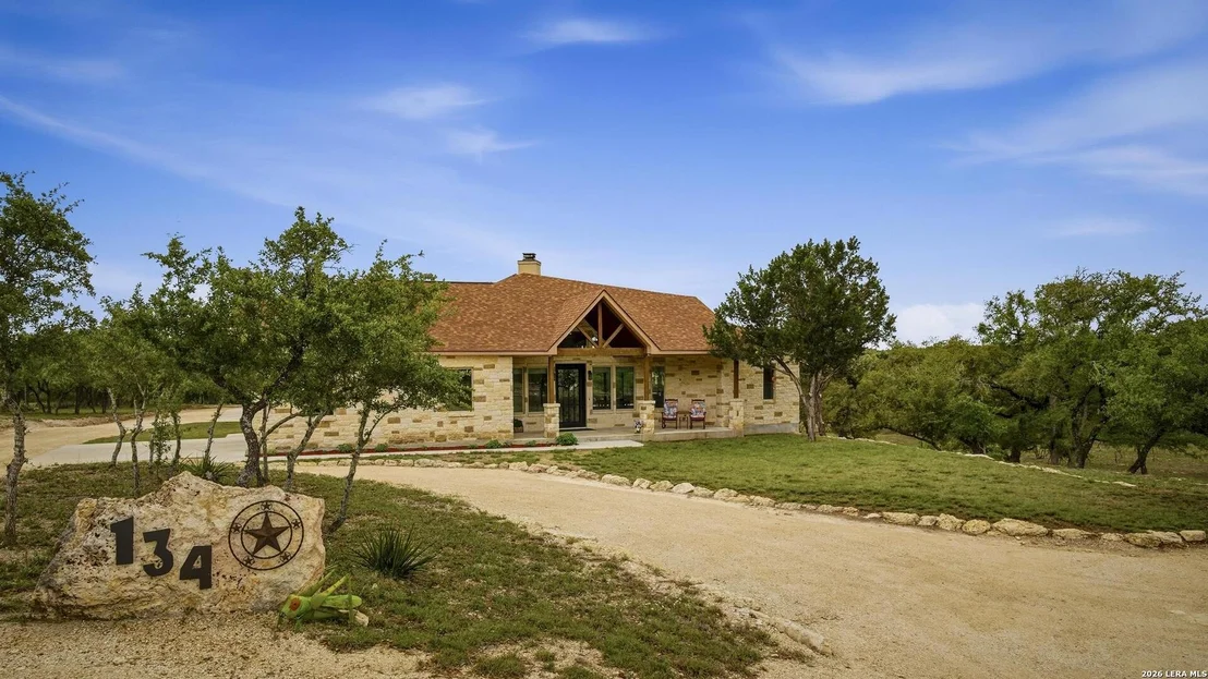 Photo of 134 STALLION ESTATES DR