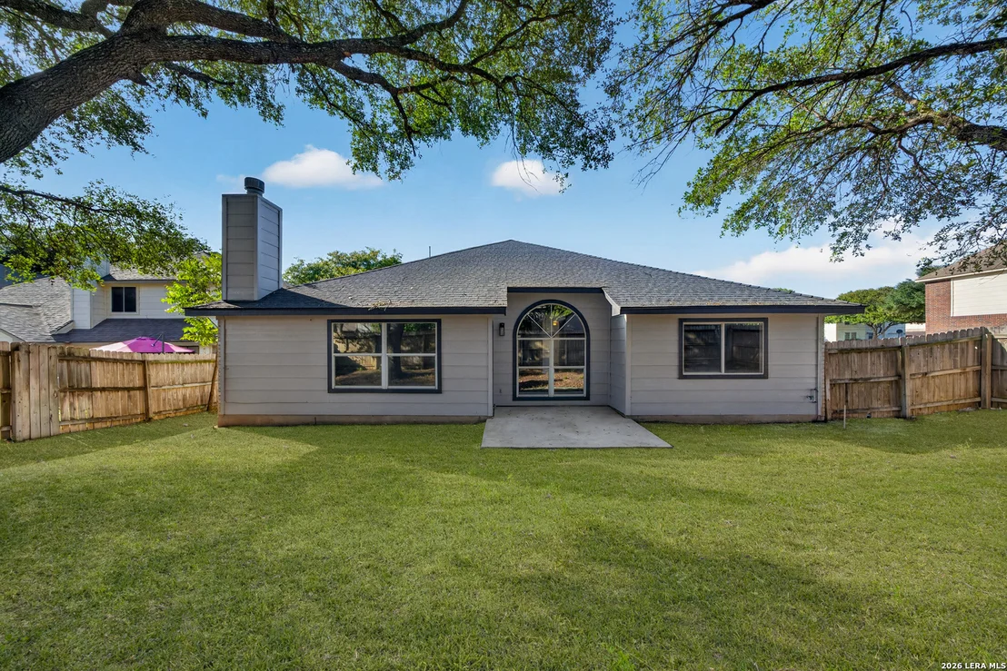 Photo of 1017 SUMMER HAVEN LN