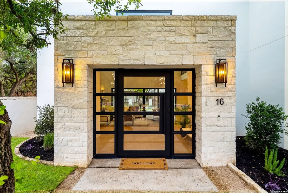 Photo of 16 GRANTHAM GLN