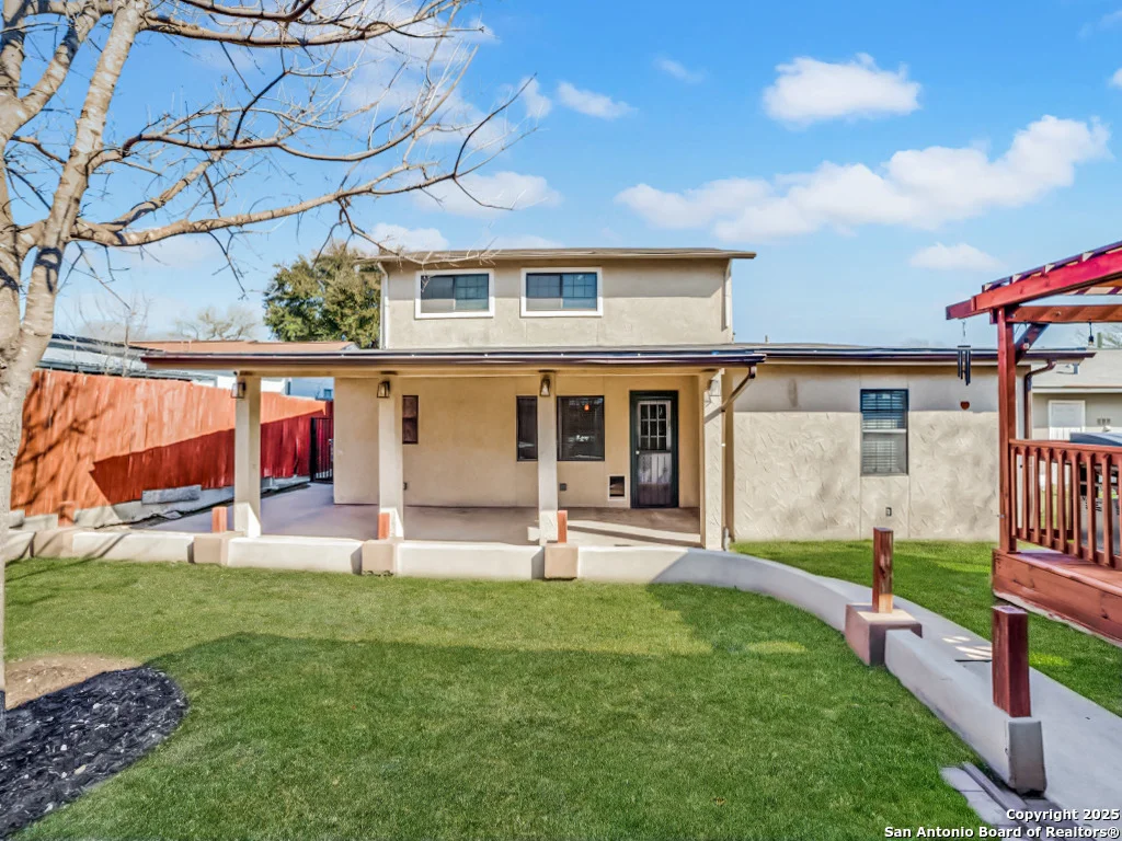 Photo of 6002 Sandwick