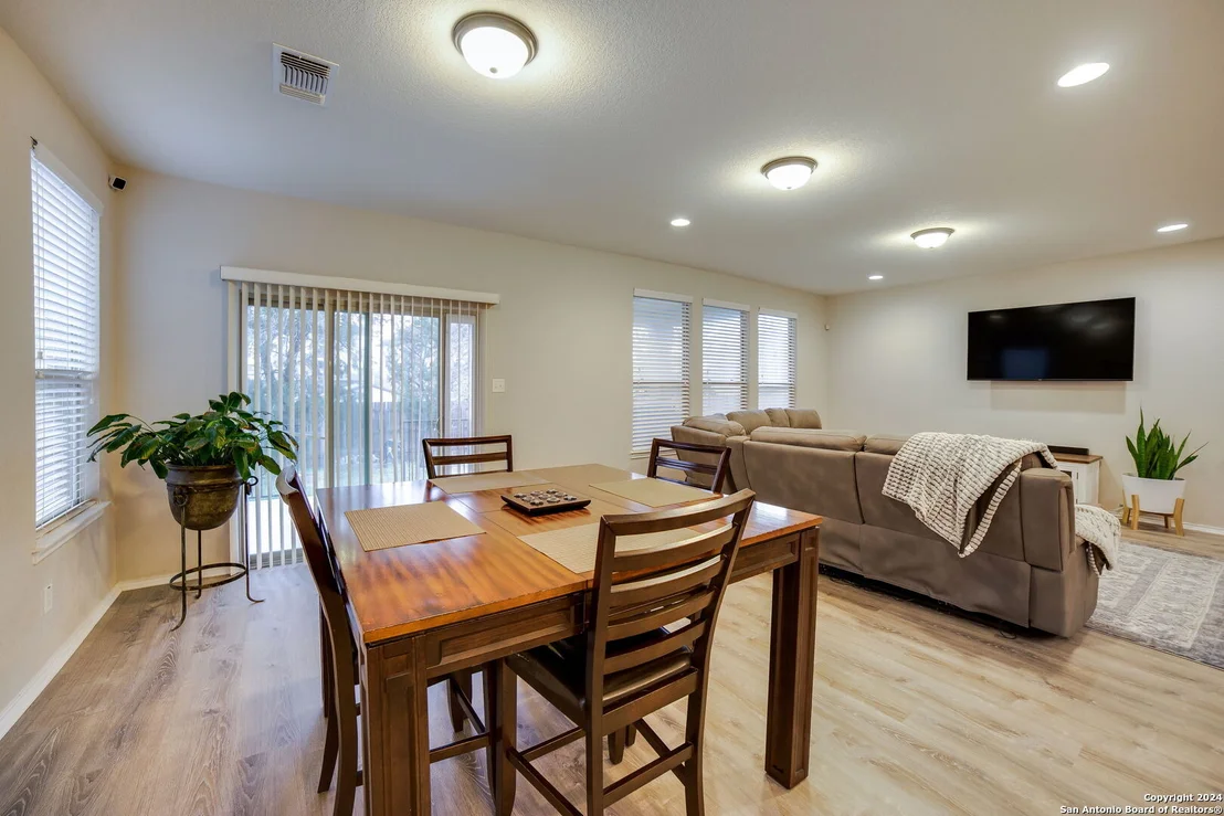 Photo of 20208 OAK PANACHE