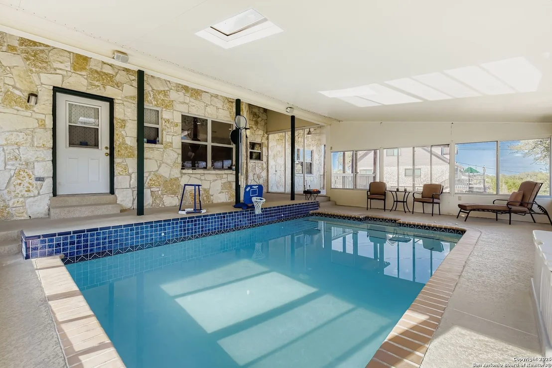 Photo of 6606 Laurel Hill