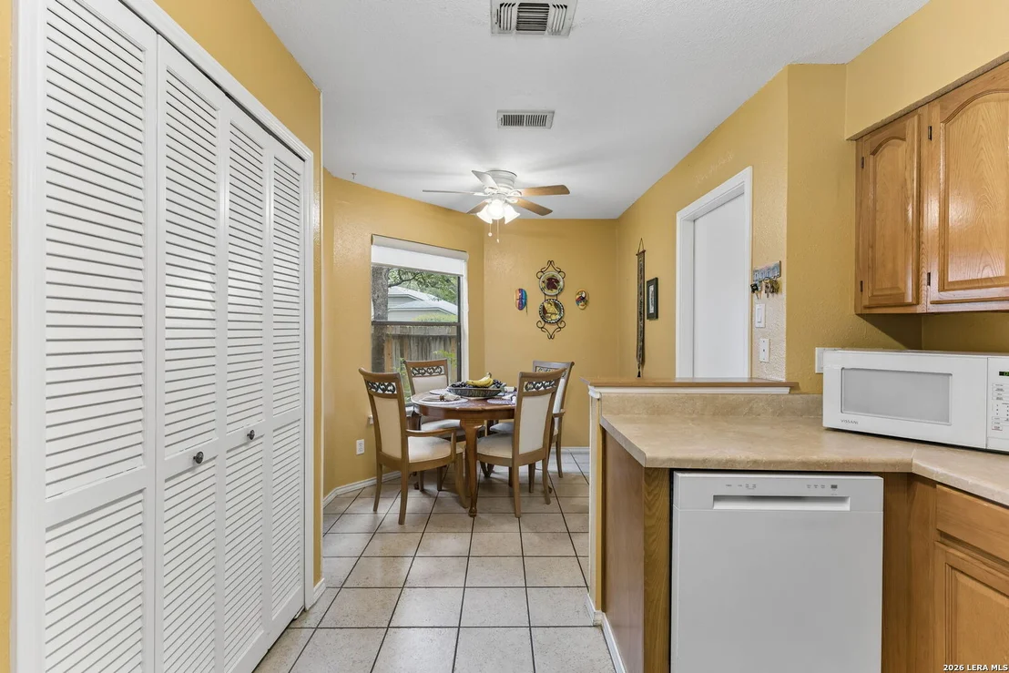 Photo of 14902 Oak Summit