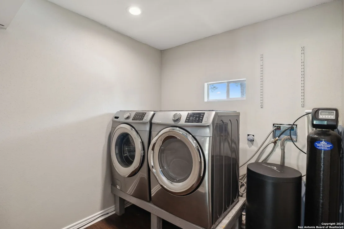 Photo of 4871 Evers