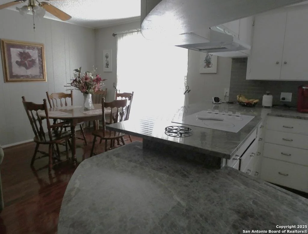 Photo of 218 Kessler Lane