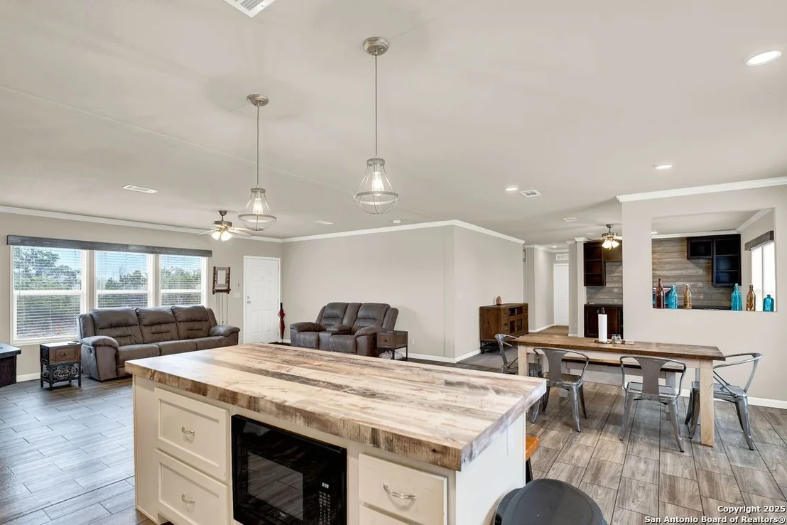 Photo of 1685 BROAD OAK DR