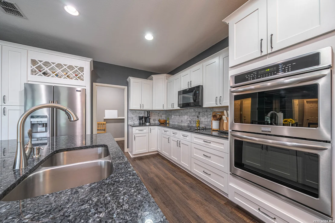 Photo of 206 OLYMPIC DR