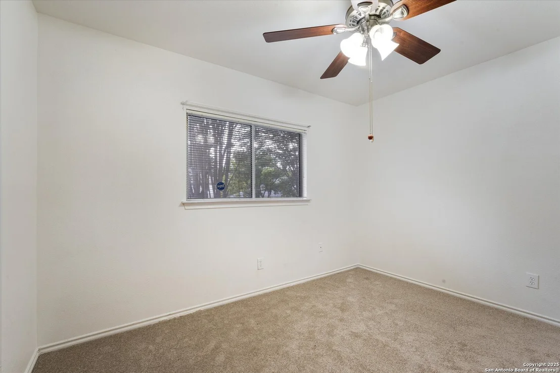 Photo of 2563 Chasefield