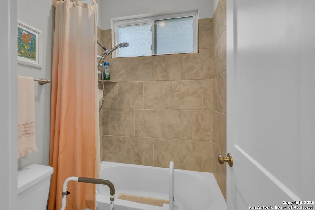 Photo of 929 Rench
