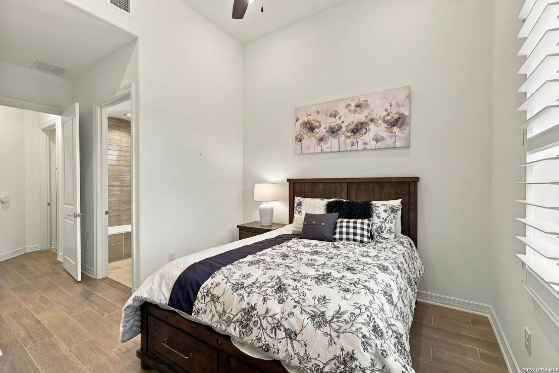 Photo of 22602 Estacado