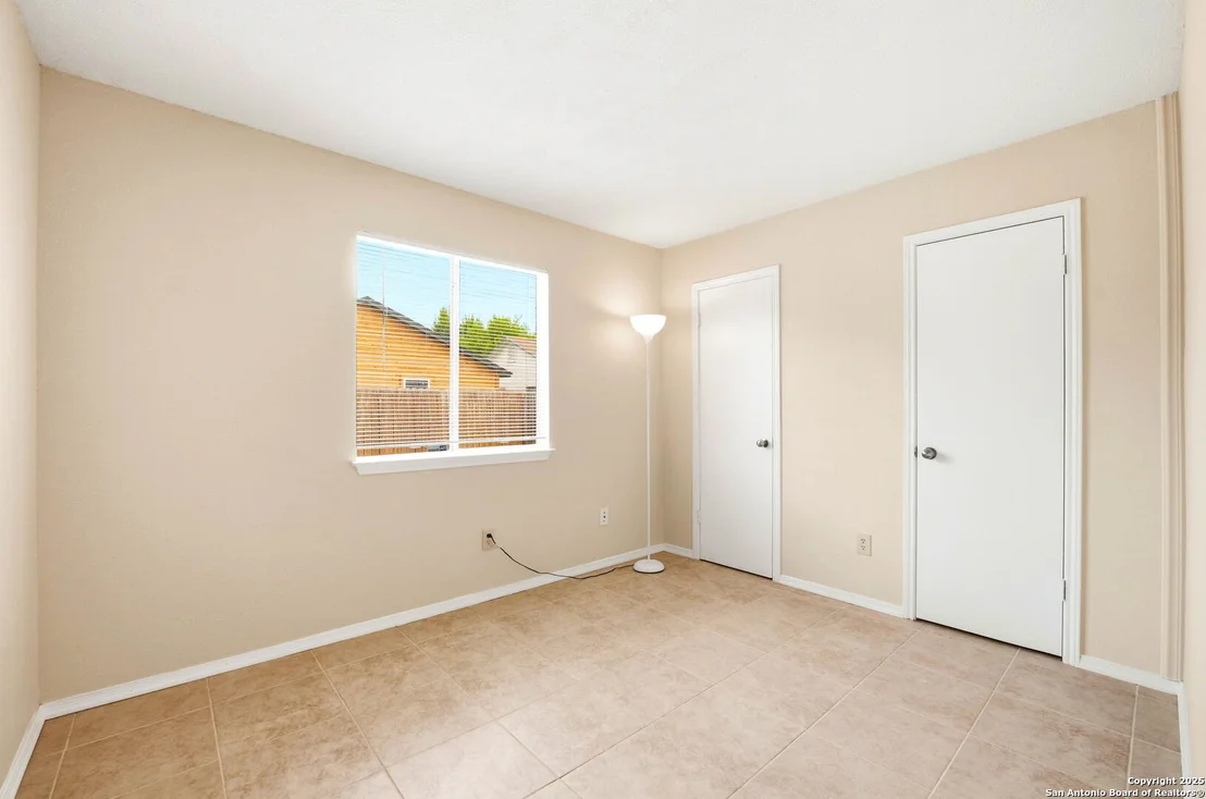 Photo of 10127 Pebblestone