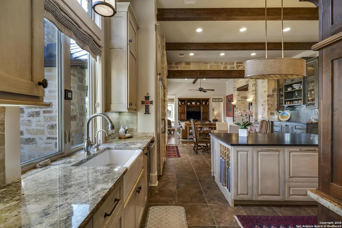 Photo of 107 LEGACY POINTE