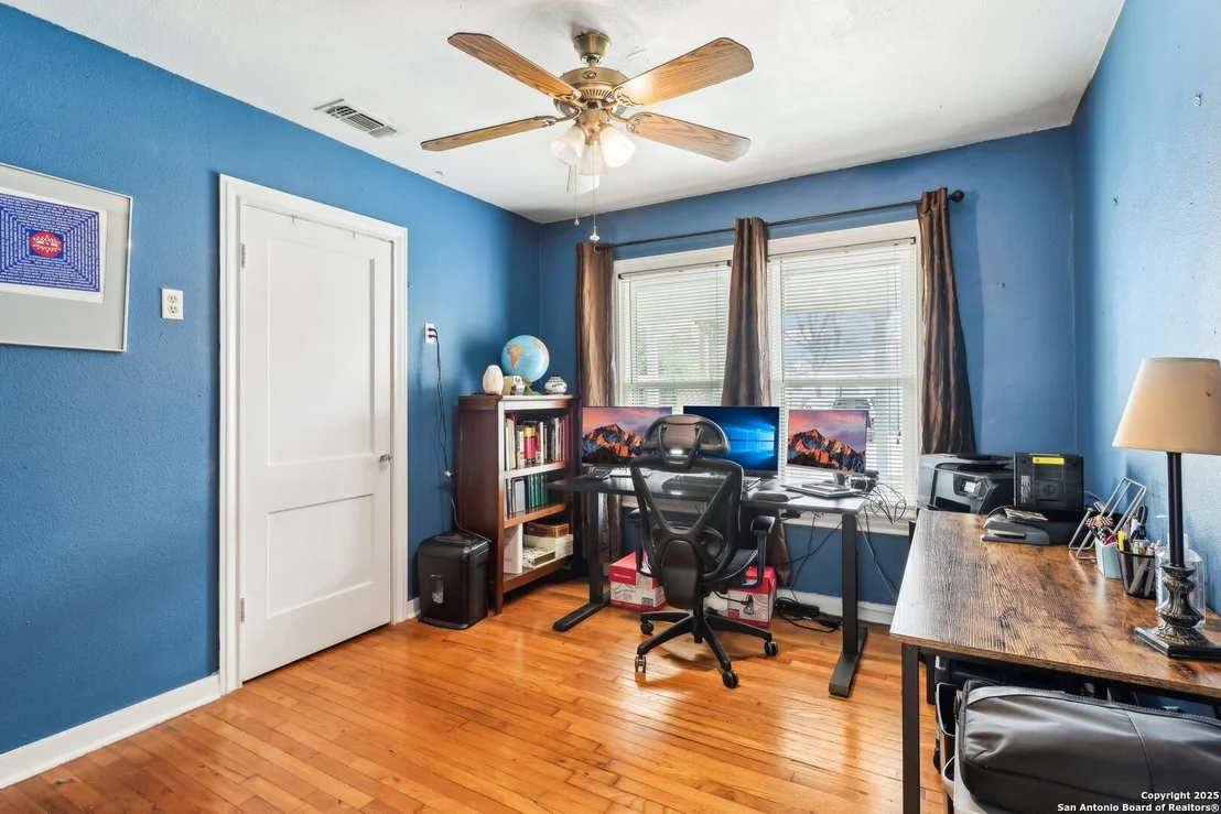 Photo of 2319 RAMONA