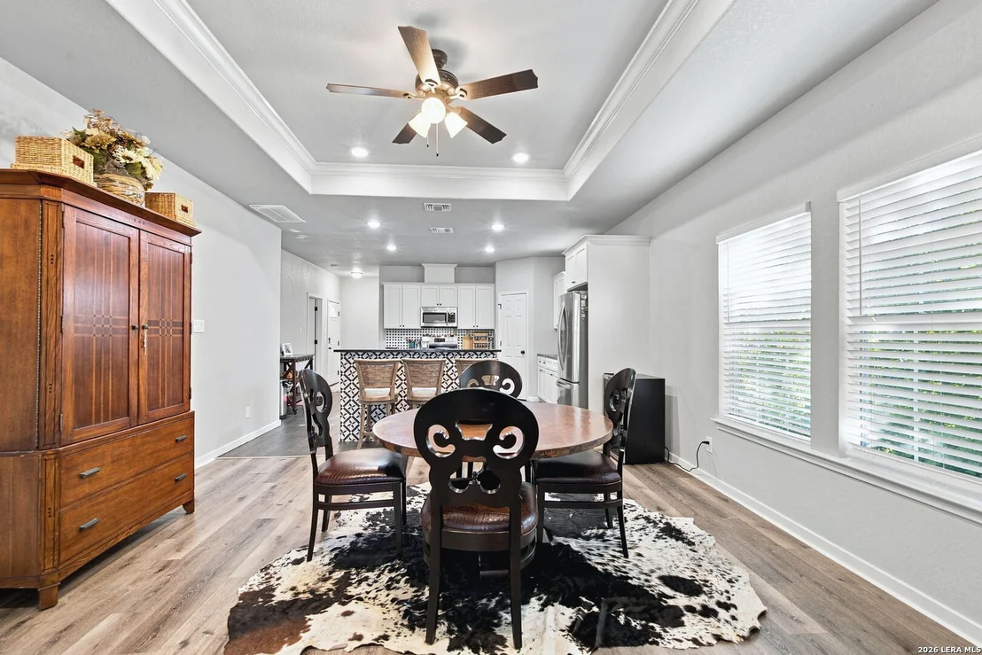 Photo of 212 W Baylor