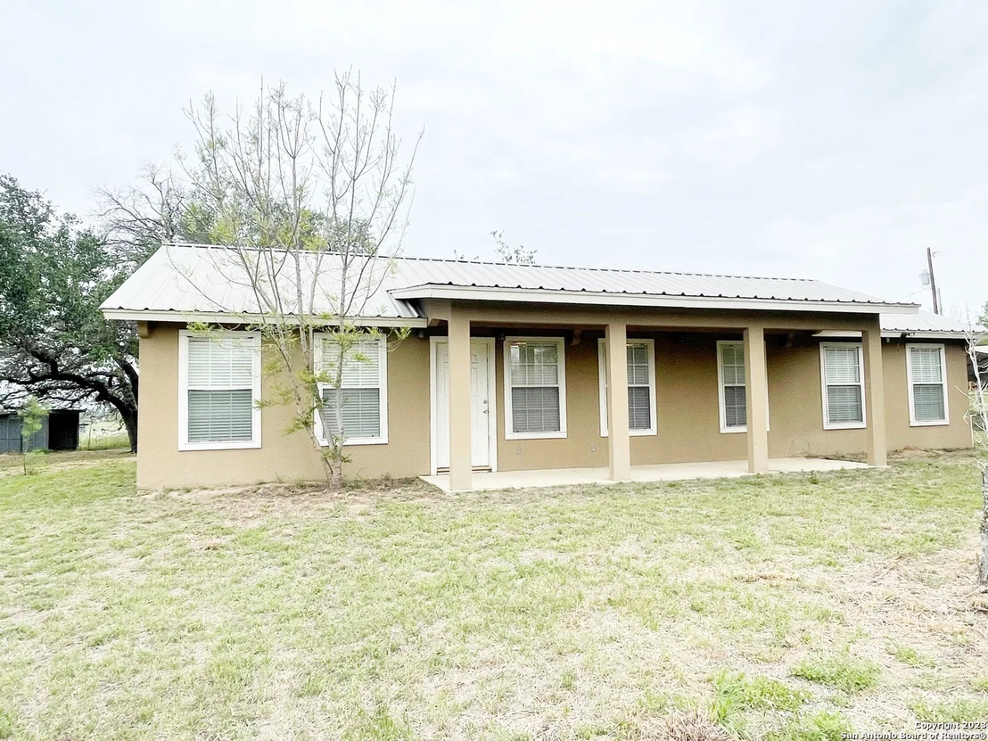 Photo of 1722 COUNTY ROAD 676
