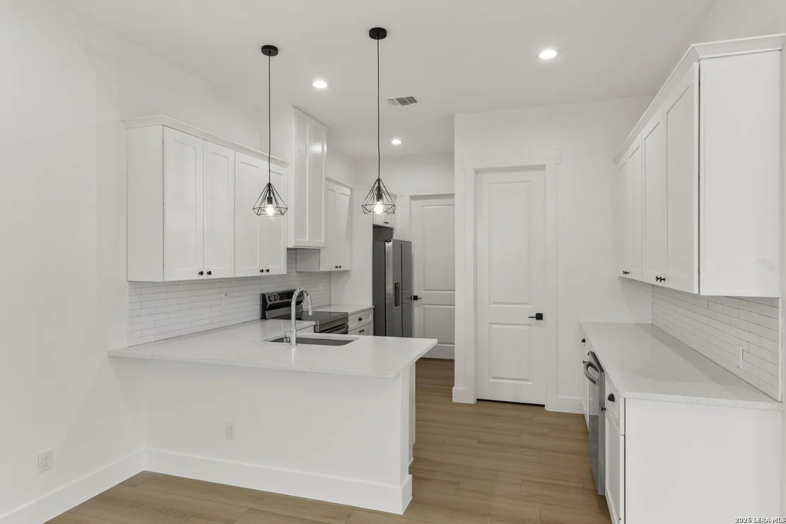 Photo of 102 Magnolia Cir