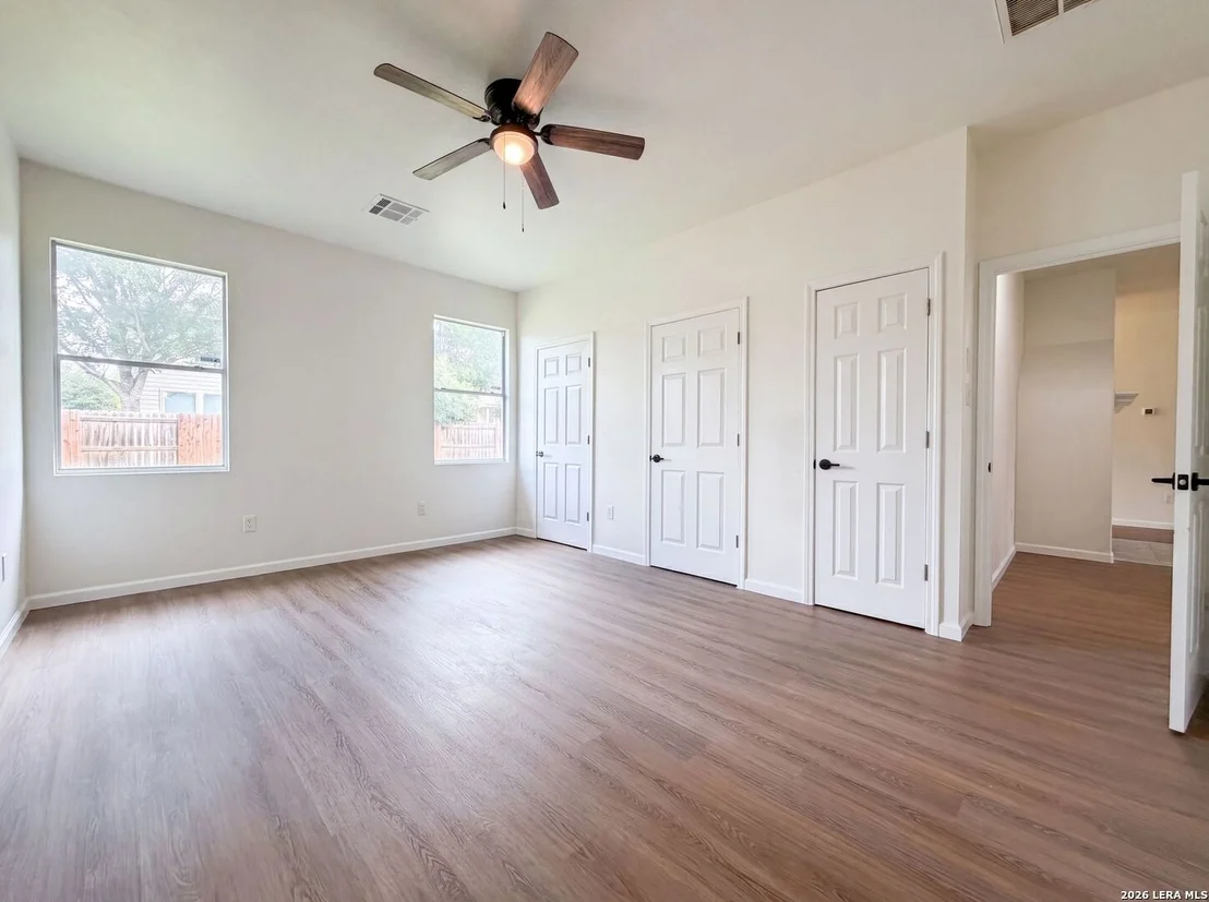 Photo of 216 LIECK CV