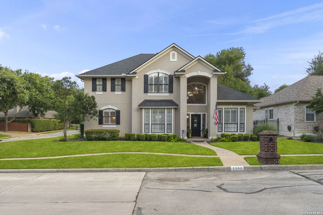 Photo of 2302 BLACKOAK BND