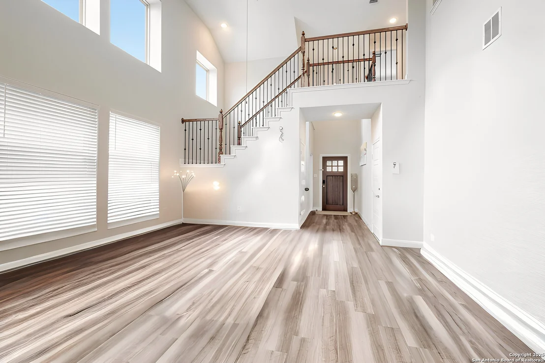 Photo of 12154 CASPARIS