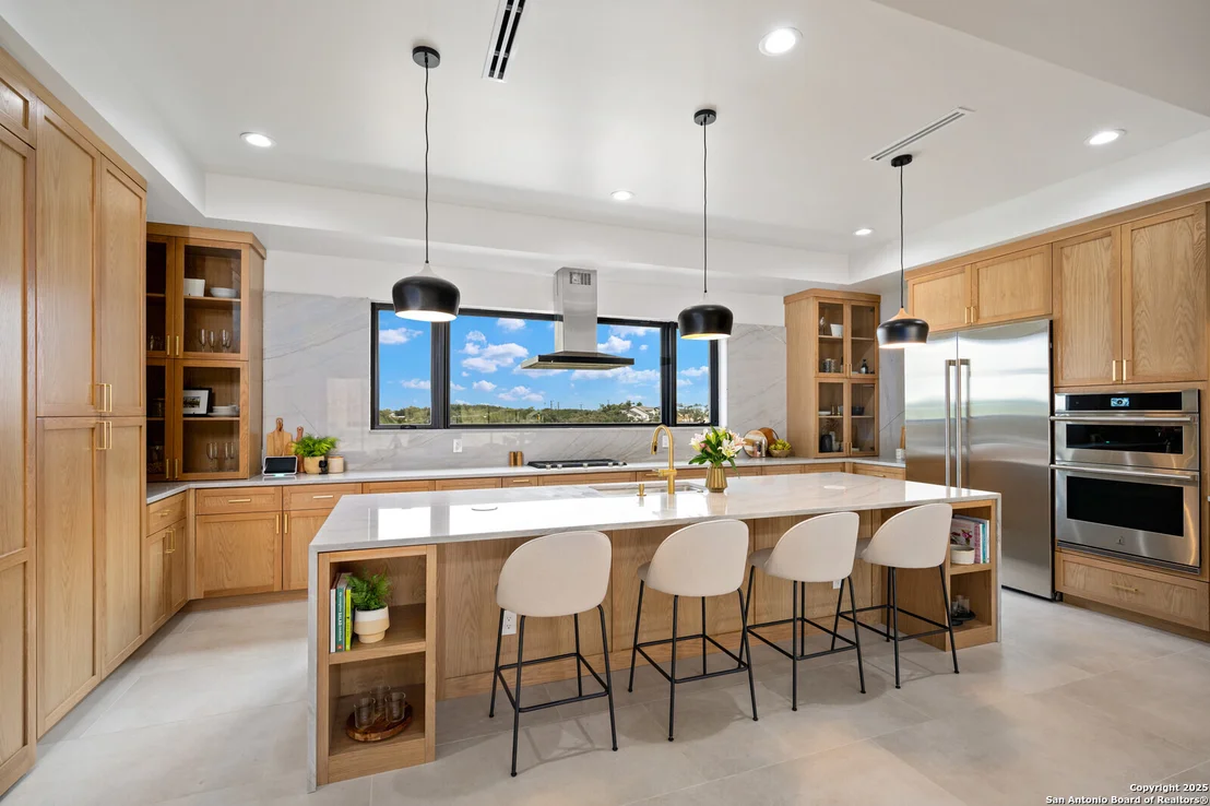 Photo of 9539 Lenox Hill