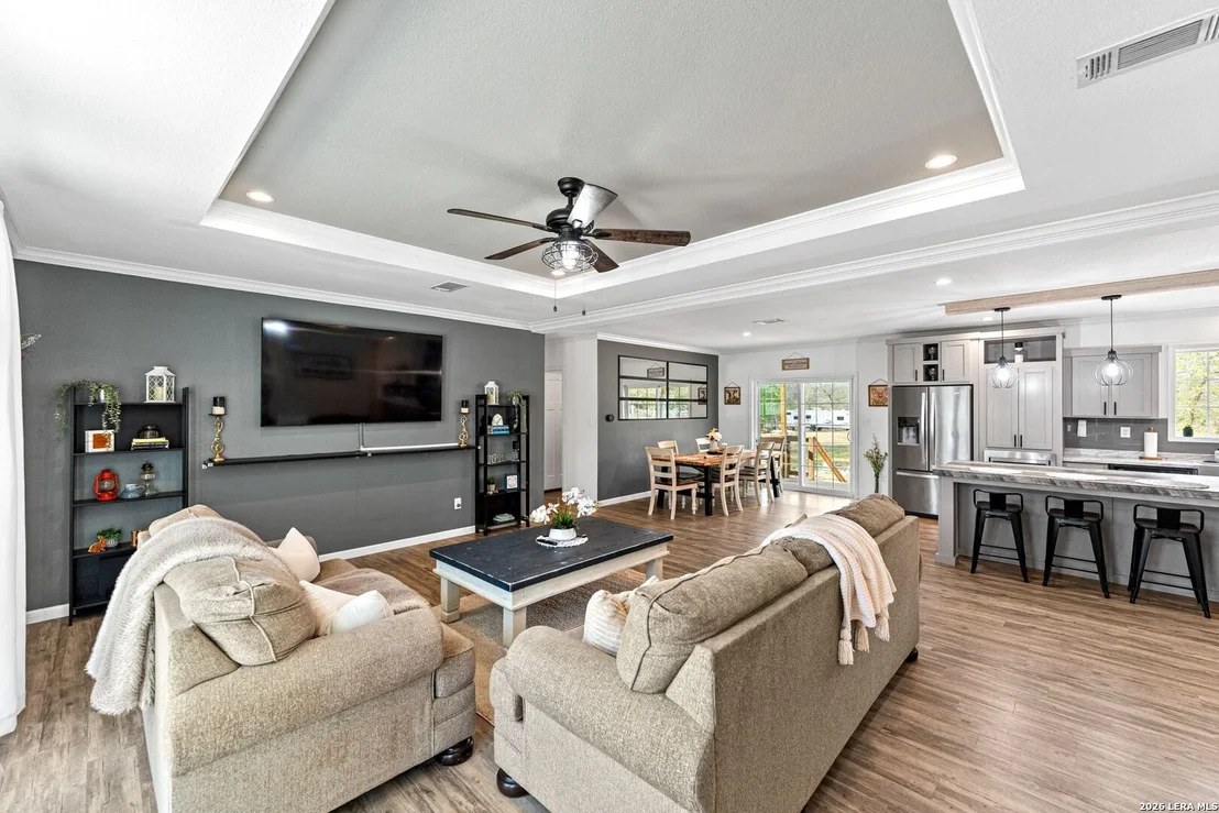 Photo of 1200 Spur Ridge