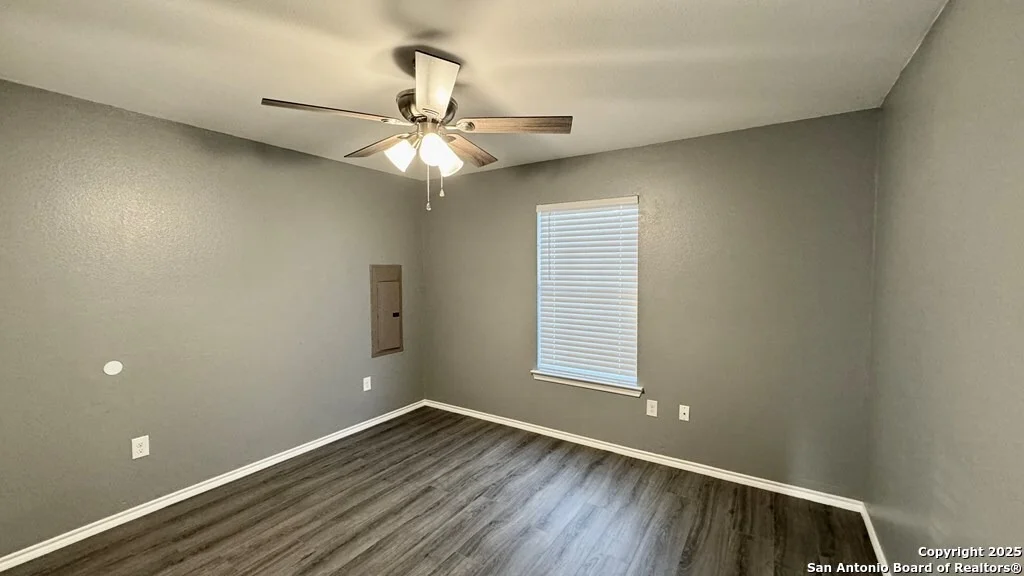 Photo of 807 N AVE D
